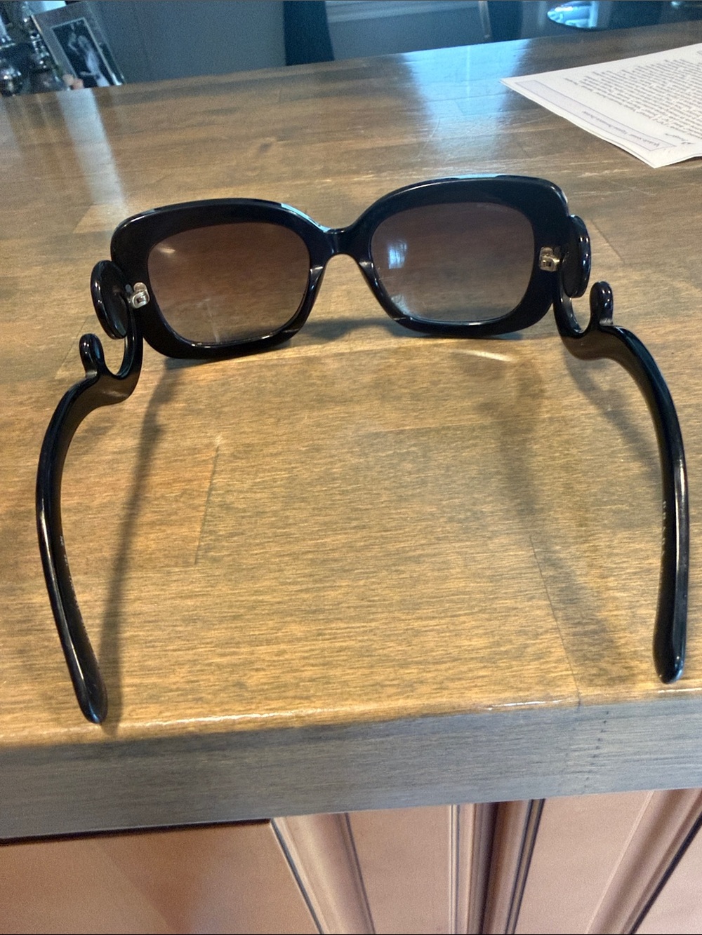 Prada Oversized Black Women’s Sunglasses - Classic Chic - Picture 3 of 7
